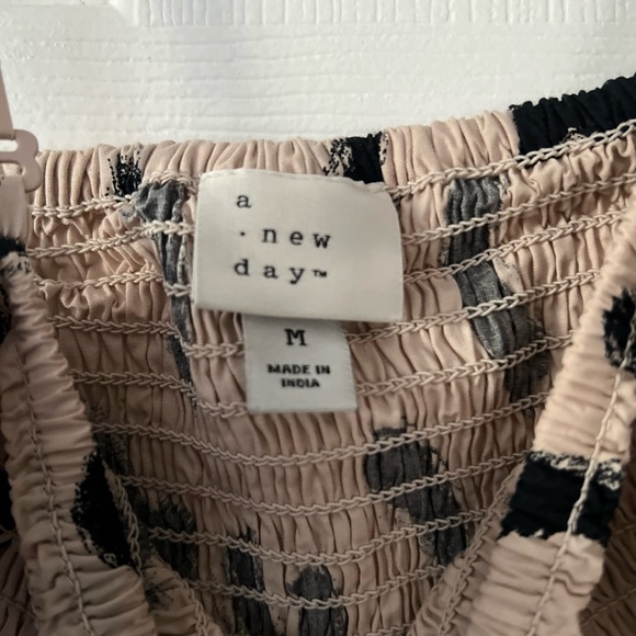 *NEW* brown strap/strapless dress - Picture 2 of 3